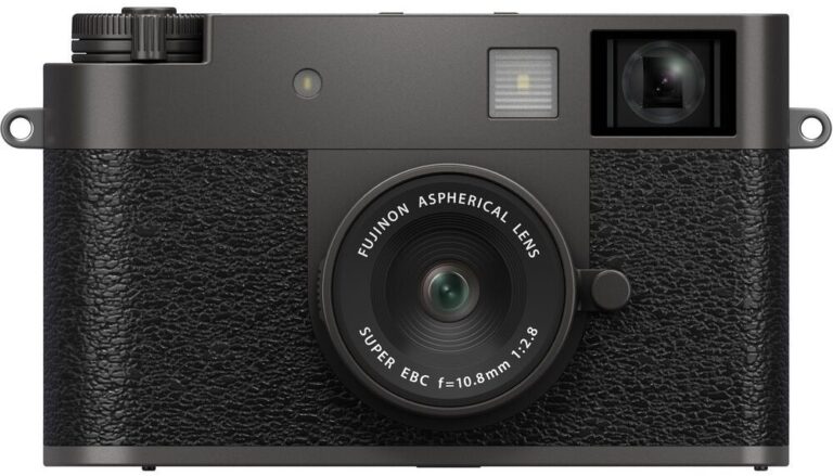 Design rétro et compact du Fujifilm X Half inspiré des appareils photo argentiques