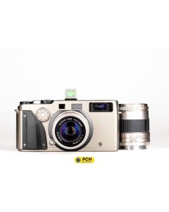 Fujifilm TX-1 + 45mm  F4 + 90mm F4 panoramique Used